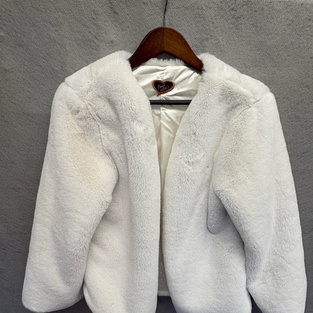 Chic White Teddy Jacket